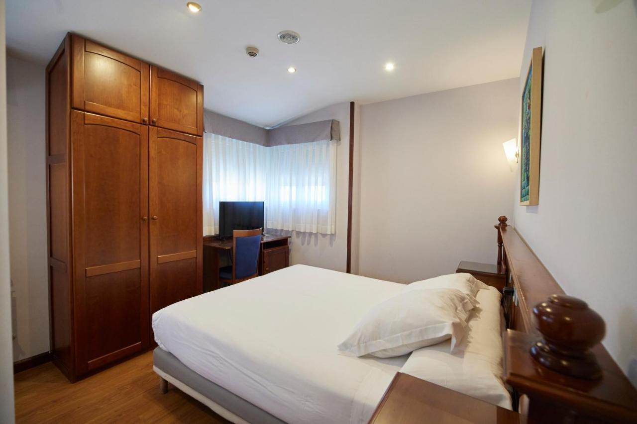 Hotel Villalegre Aviles Ngoại thất bức ảnh